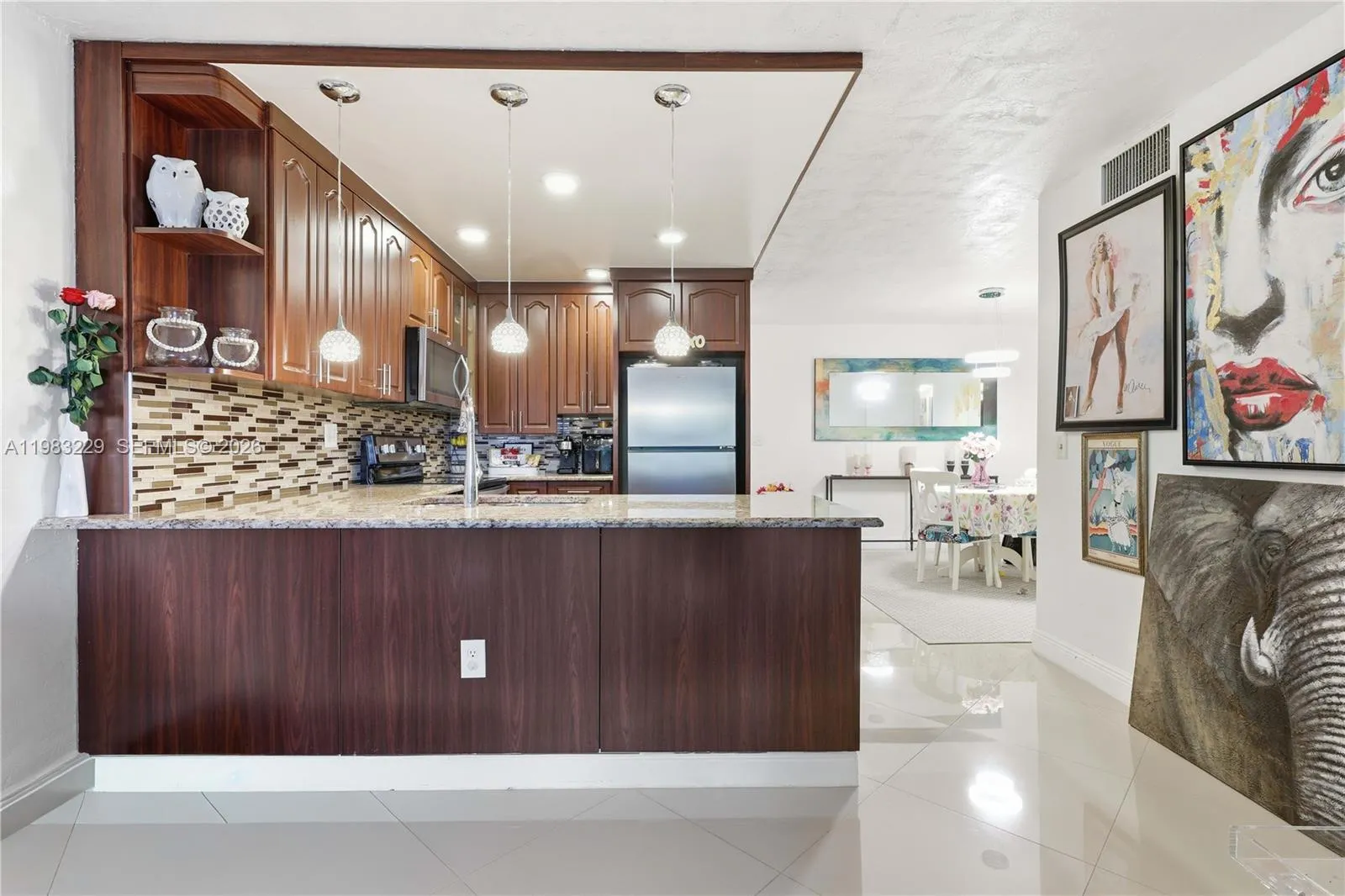 1 bedroom 1 bath for sale at 7100 NW 17th St # 210, Plantation FL 33313