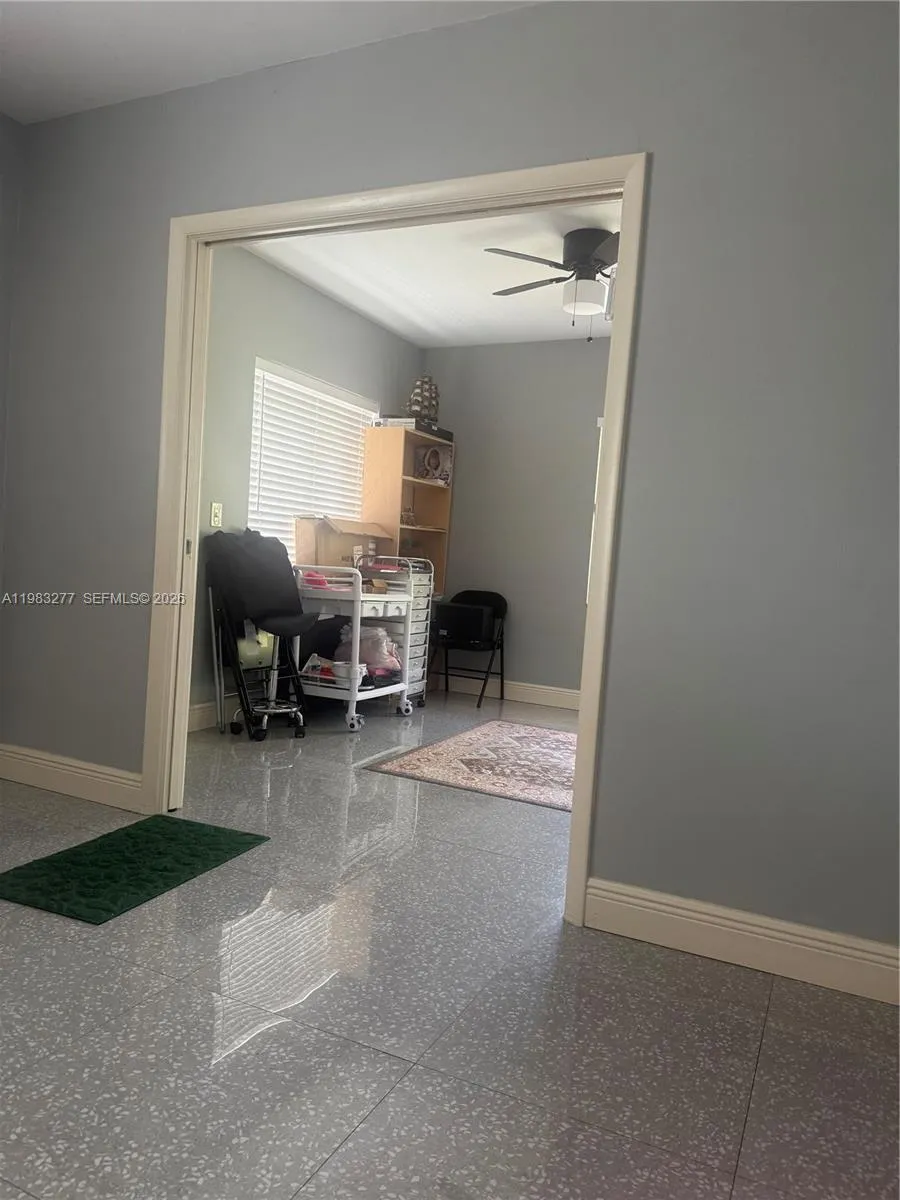 1050 Atlantic Shores Blvd # 211, Hallandale Beach FL 33009