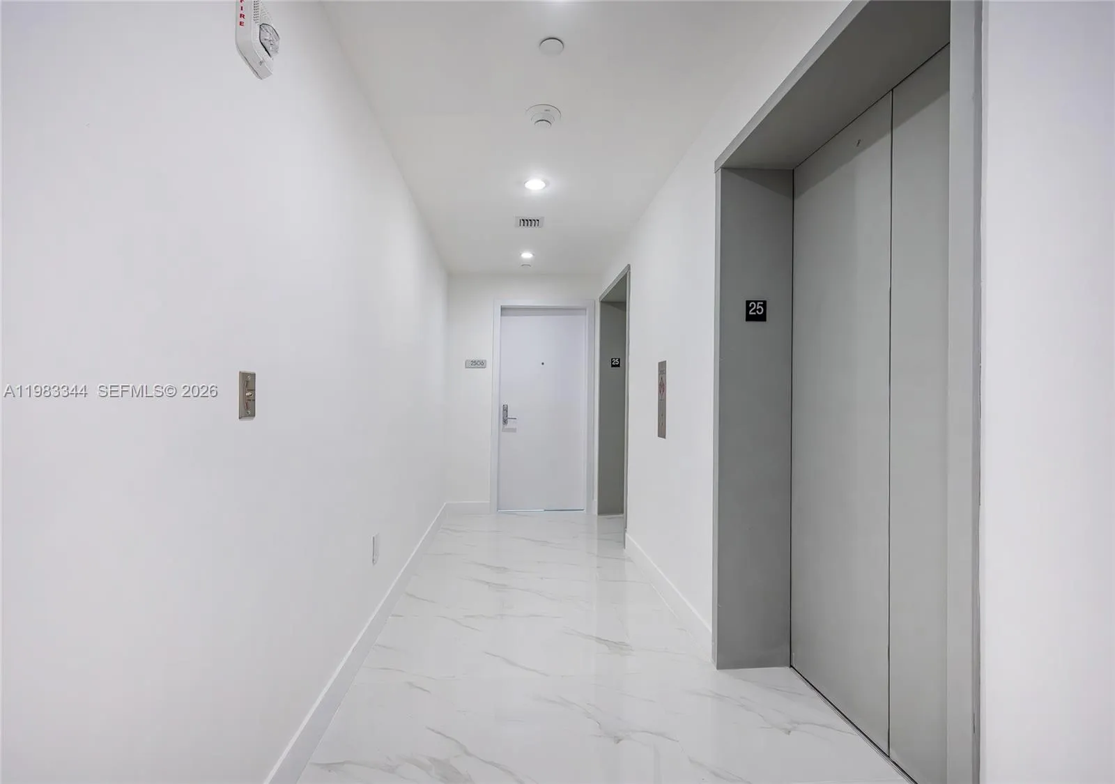 700 NE 24 St # 2506, Miami FL 33137