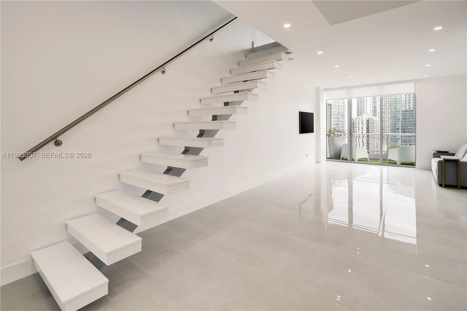 690 SW 1st Ct # 2312, Miami FL 33130