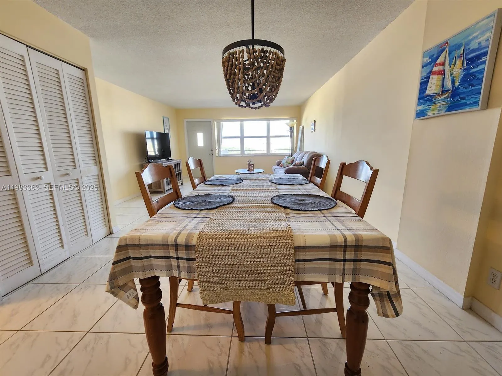 401 Golden Isles Dr # 1114, Hallandale Beach FL 33009