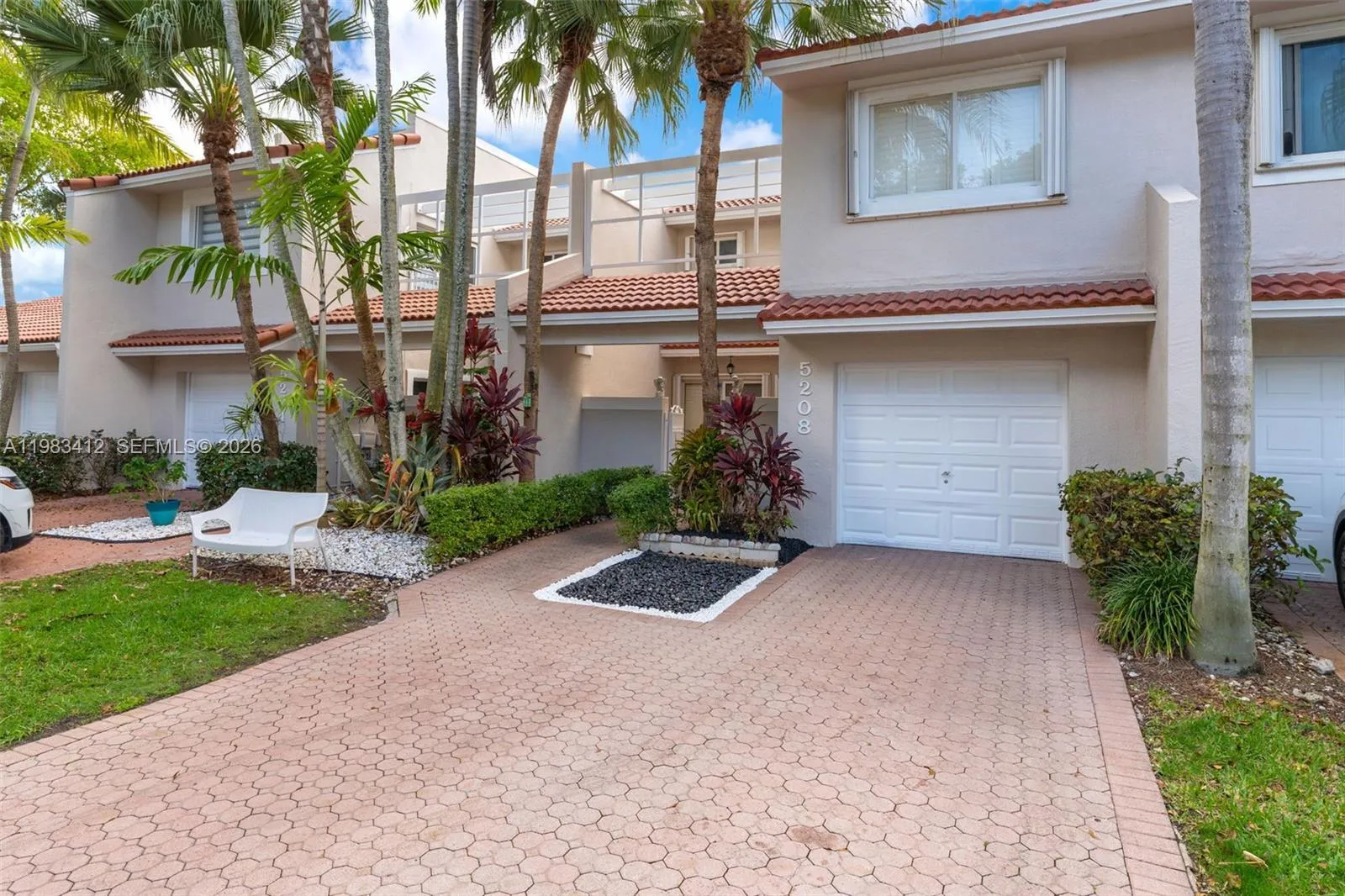 5208 NW 103rd Ave, Doral FL 33178