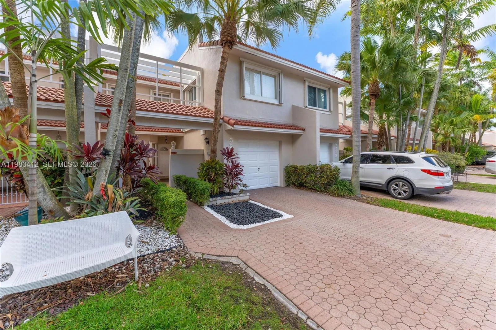 5208 NW 103rd Ave, Doral FL 33178