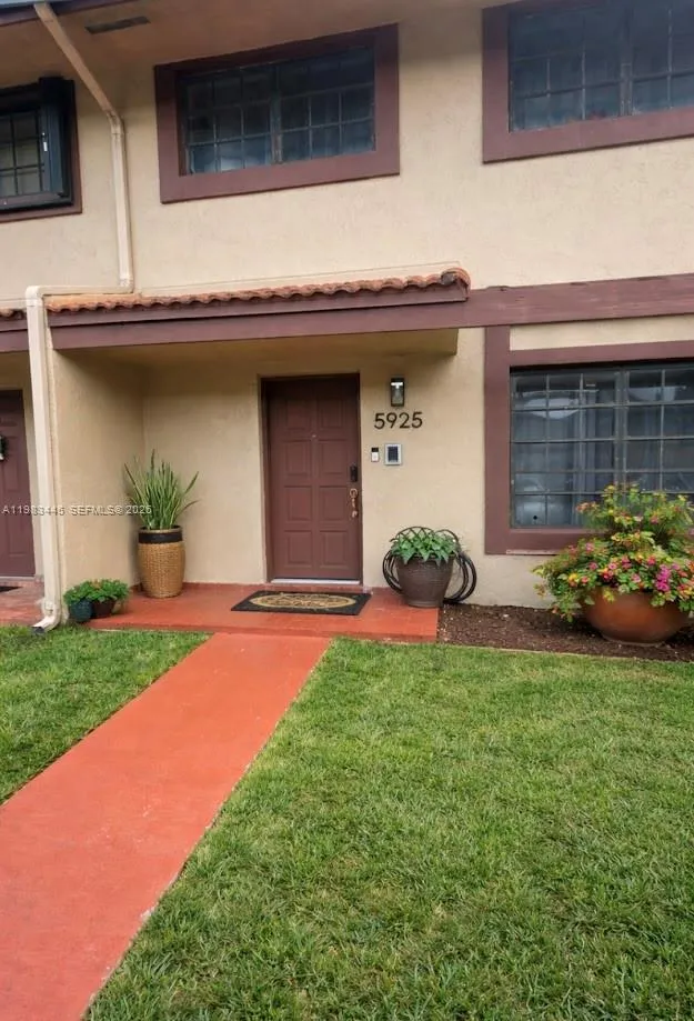 3 bedroom 2 bath for sale at 5925 SW 133rd Ct, Miami FL 33183