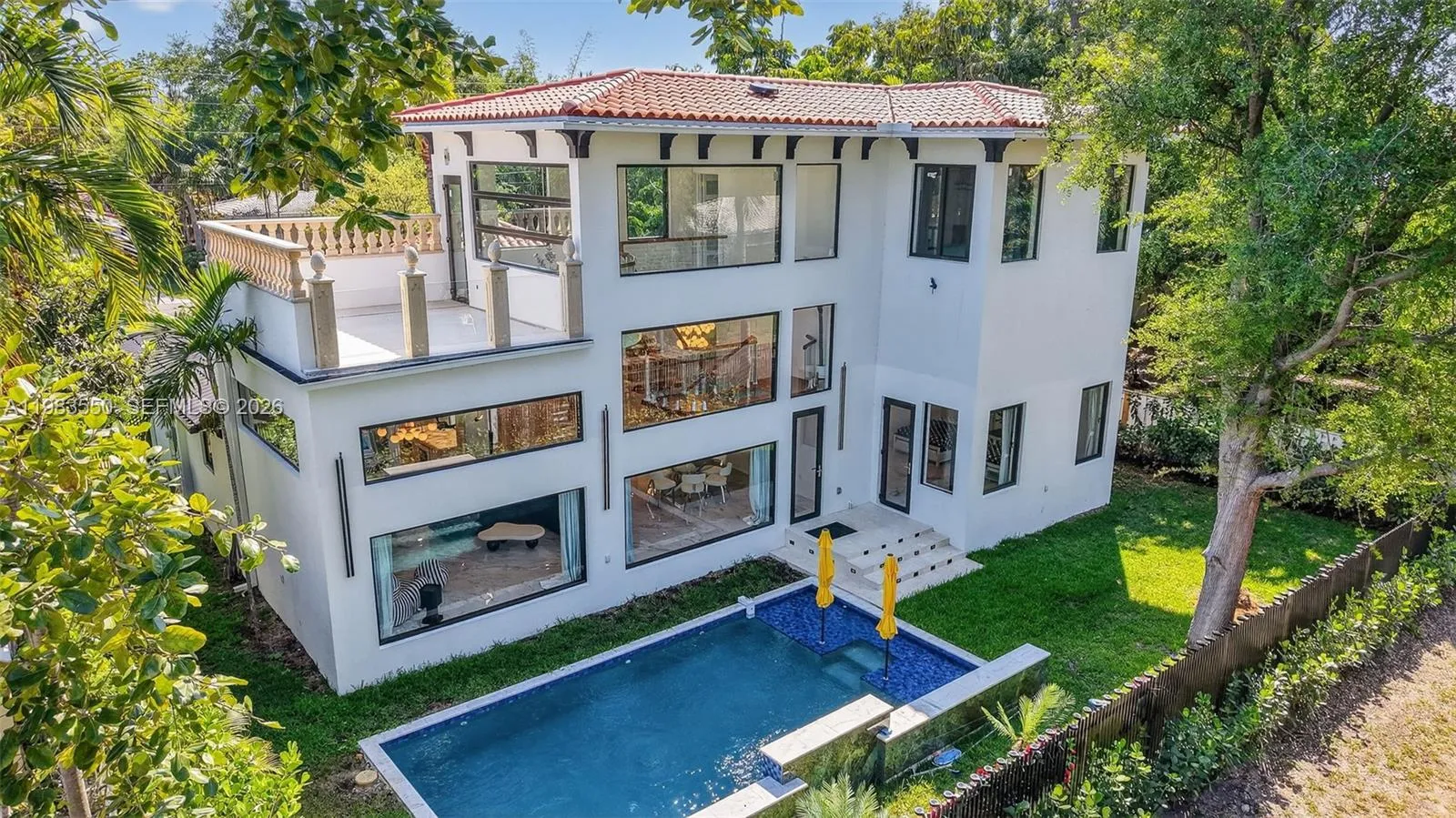 4 bedroom 4 bath for sale at 941 NE 119th St, Biscayne Park FL 33161