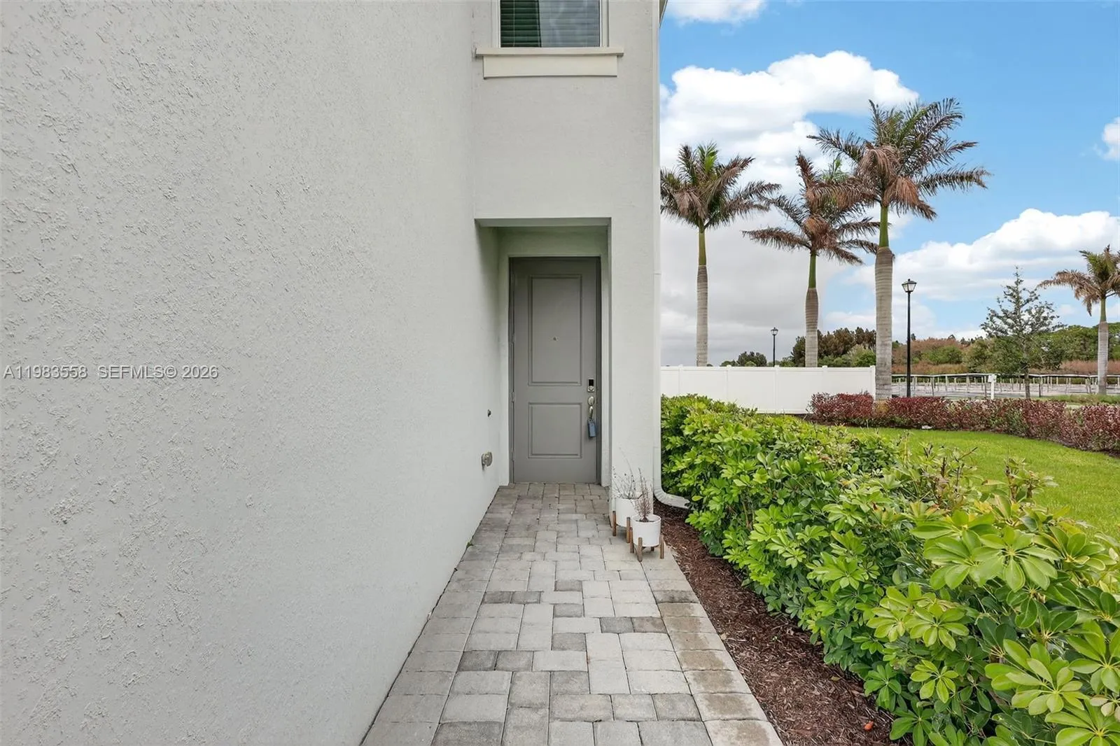 5610 SE Edgewater Cir, Stuart FL 34997