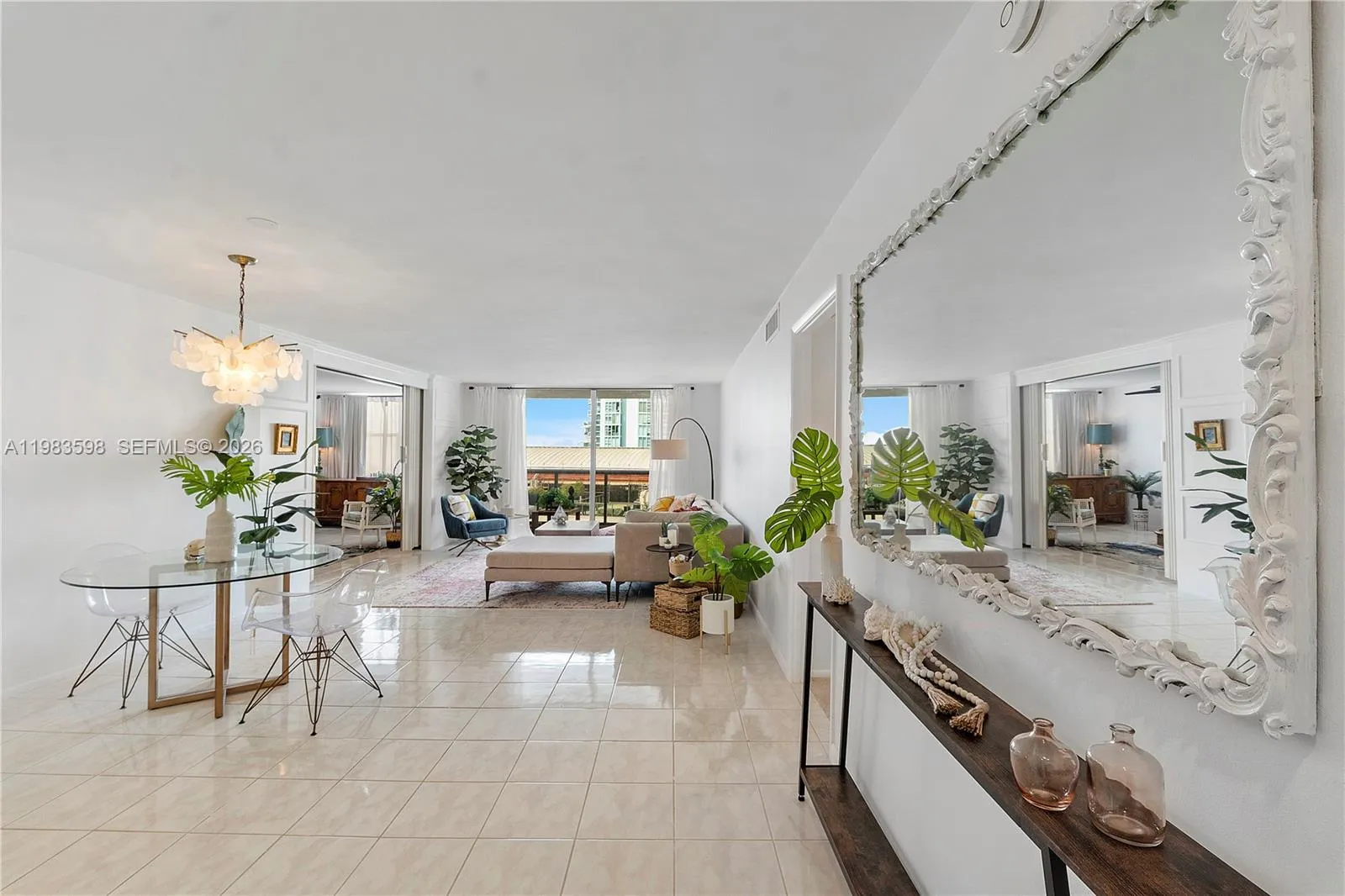 6039 Collins Ave # 934, Miami Beach FL 33140