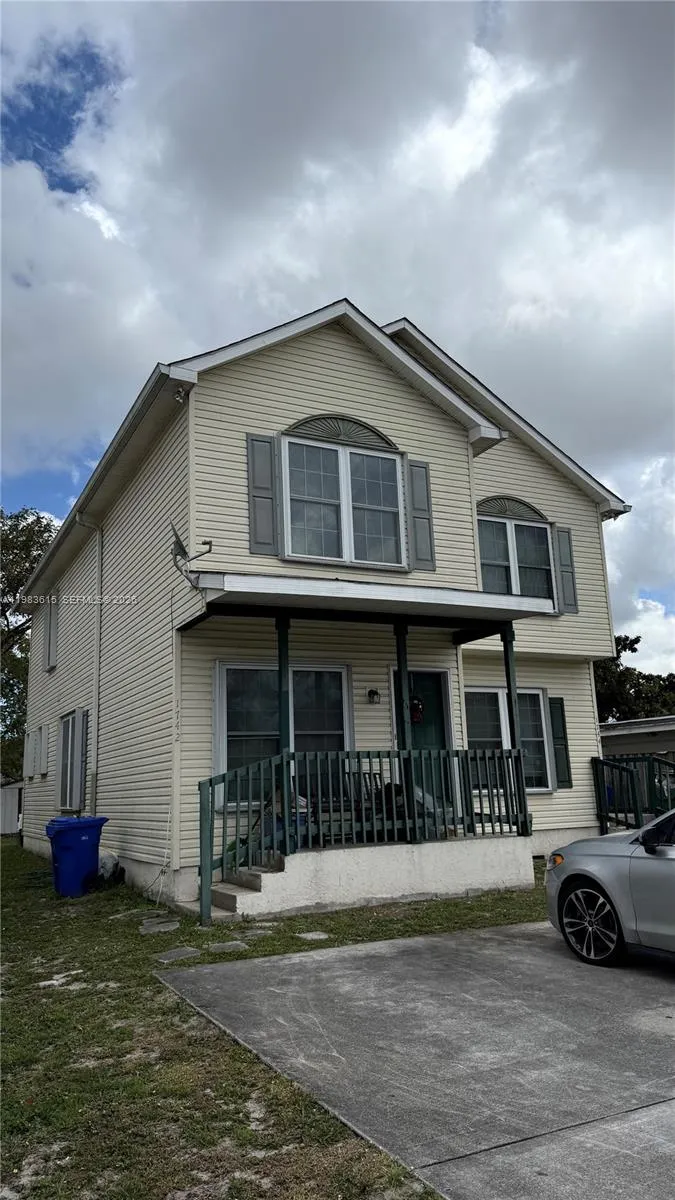 for sale at 1738 SW 44th Ter, Fort Lauderdale FL 33317