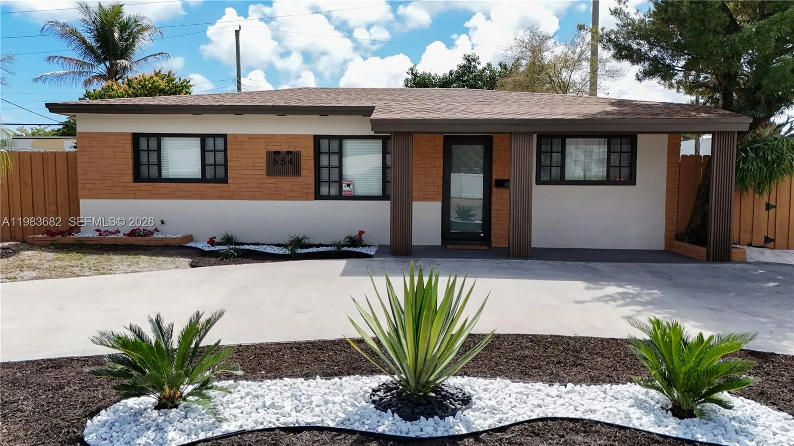 654 NW 45th St, Oakland Park FL 33309