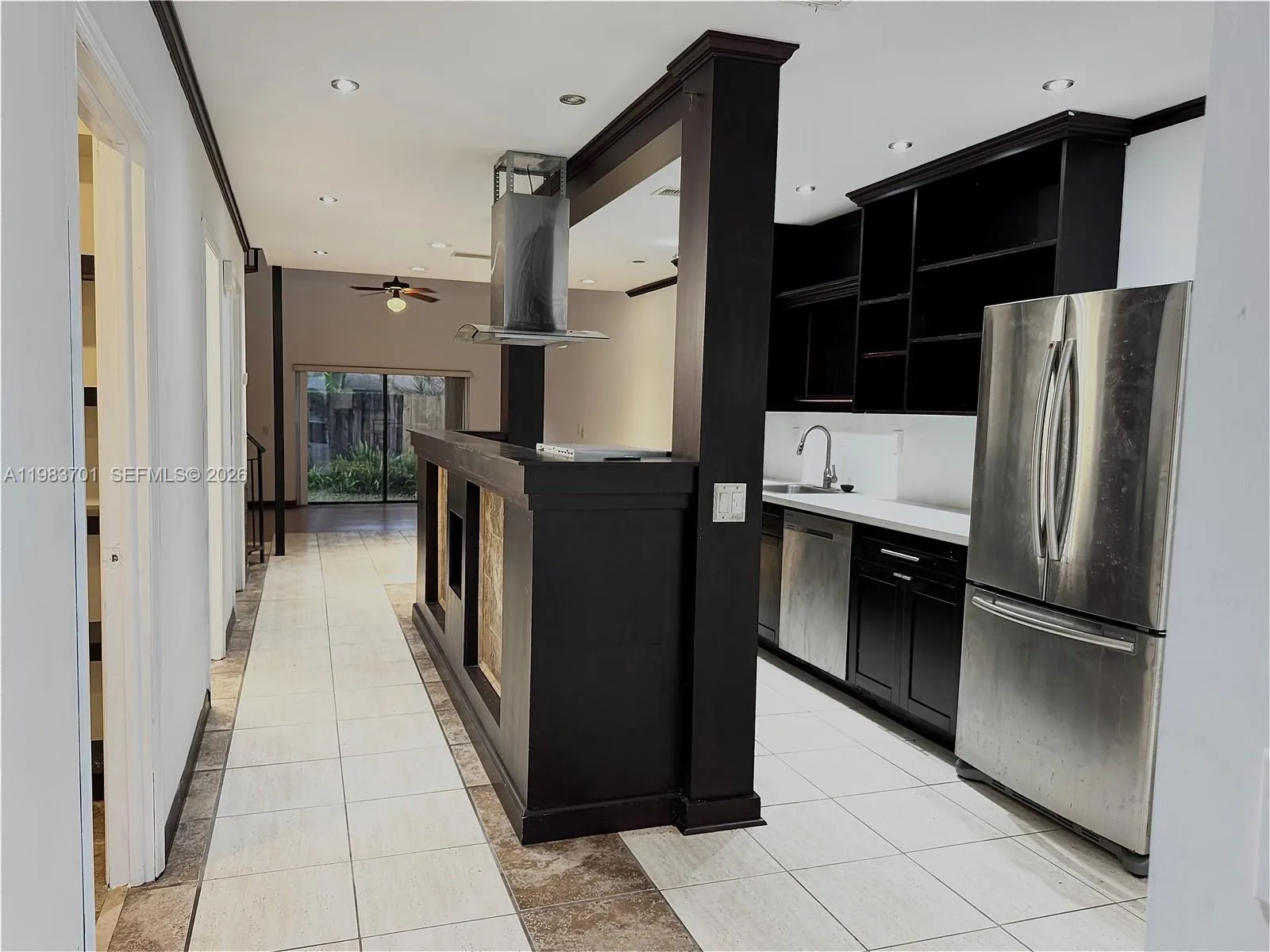 3911 Farragut St, Hollywood FL 33021