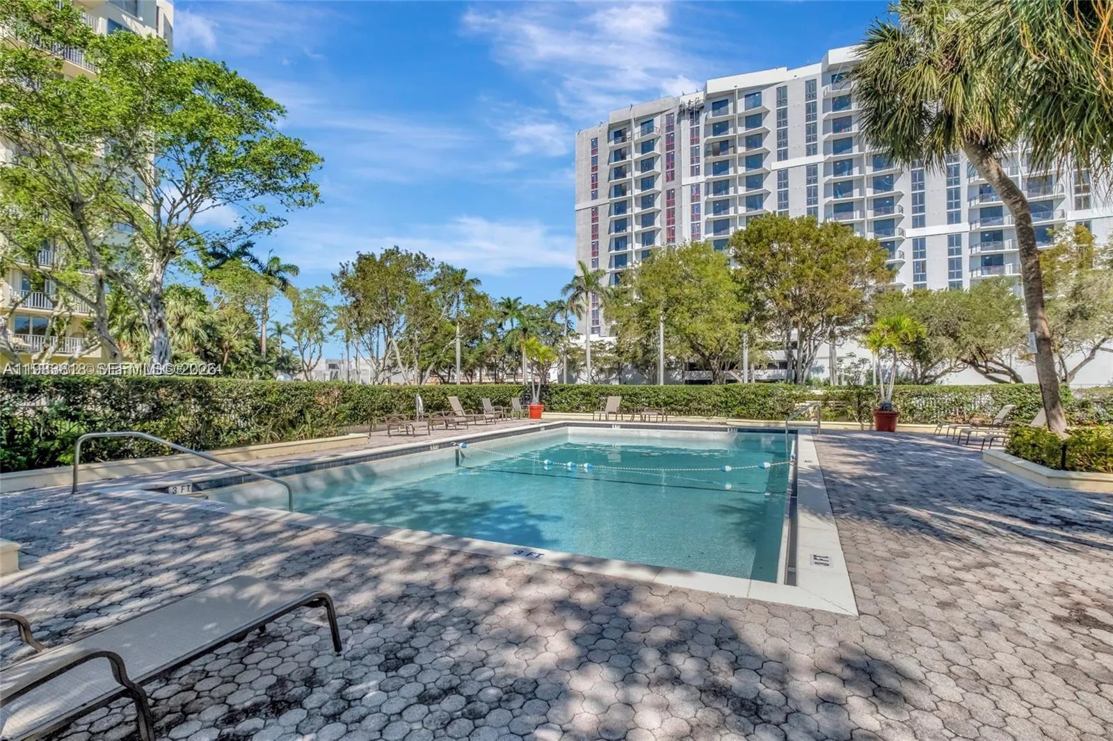 11111 Biscayne Blvd # 8F, Miami FL 33181