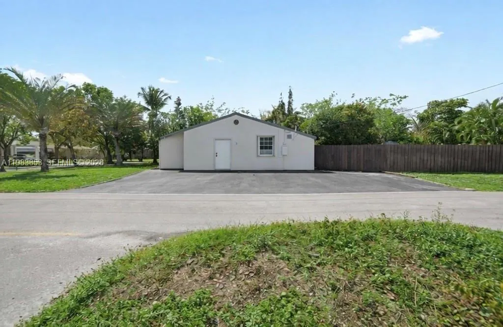 1445 NW 6th Ave # 1445, Fort Lauderdale FL 33311