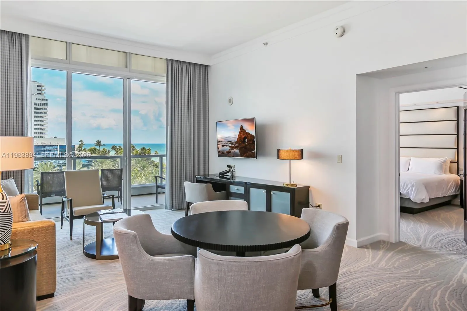 4391 Collins Ave, Miami Beach FL 33140