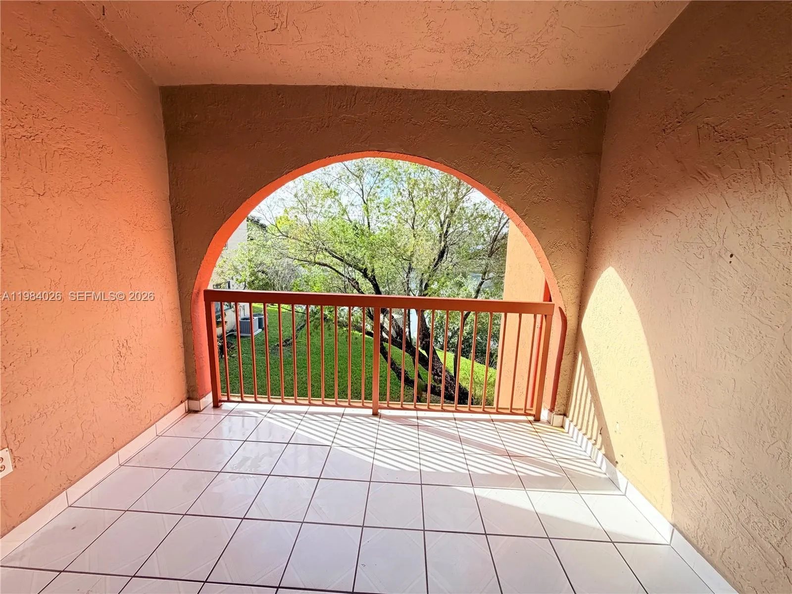 10233 NW 9 ST # 1, Miami FL 33172