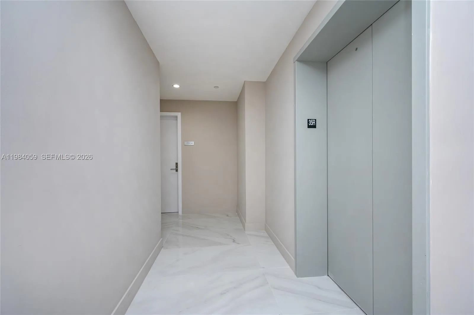 700 NE 24th St # 3504, Miami FL 33137