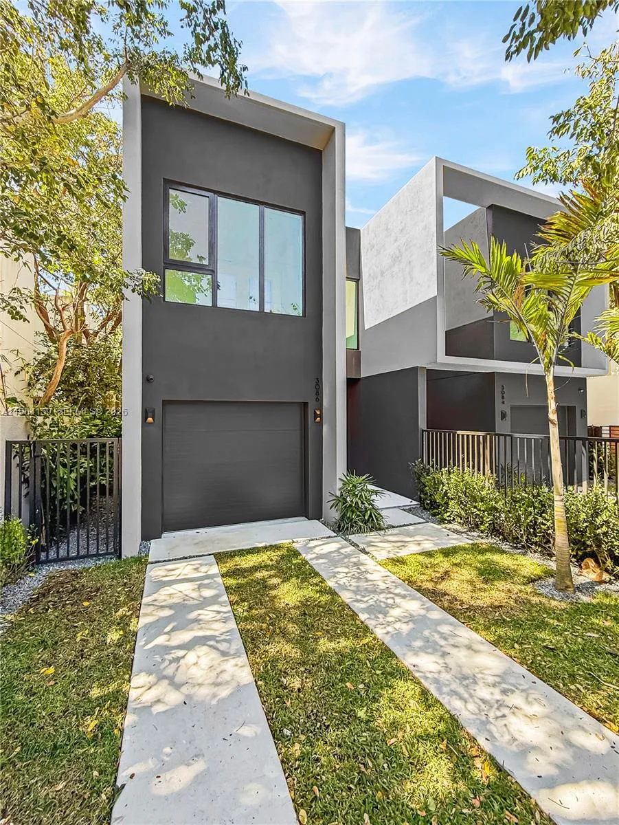 4 bedroom 4 bath for sale at 3086 Indiana St, Miami FL 33133