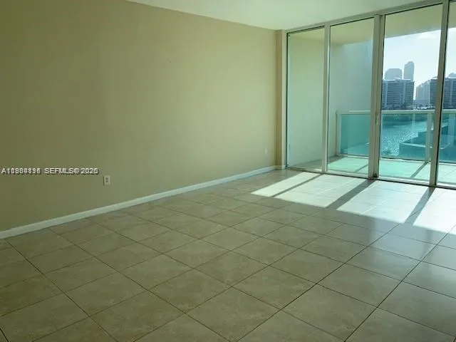 3330 NE 190th St # 1018, Aventura FL 33180