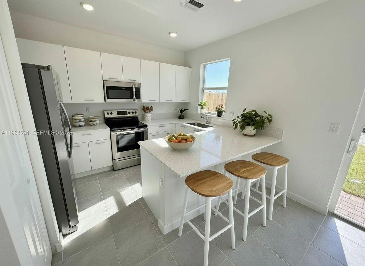 12354 NW 23rd Ct, Miami FL 33167