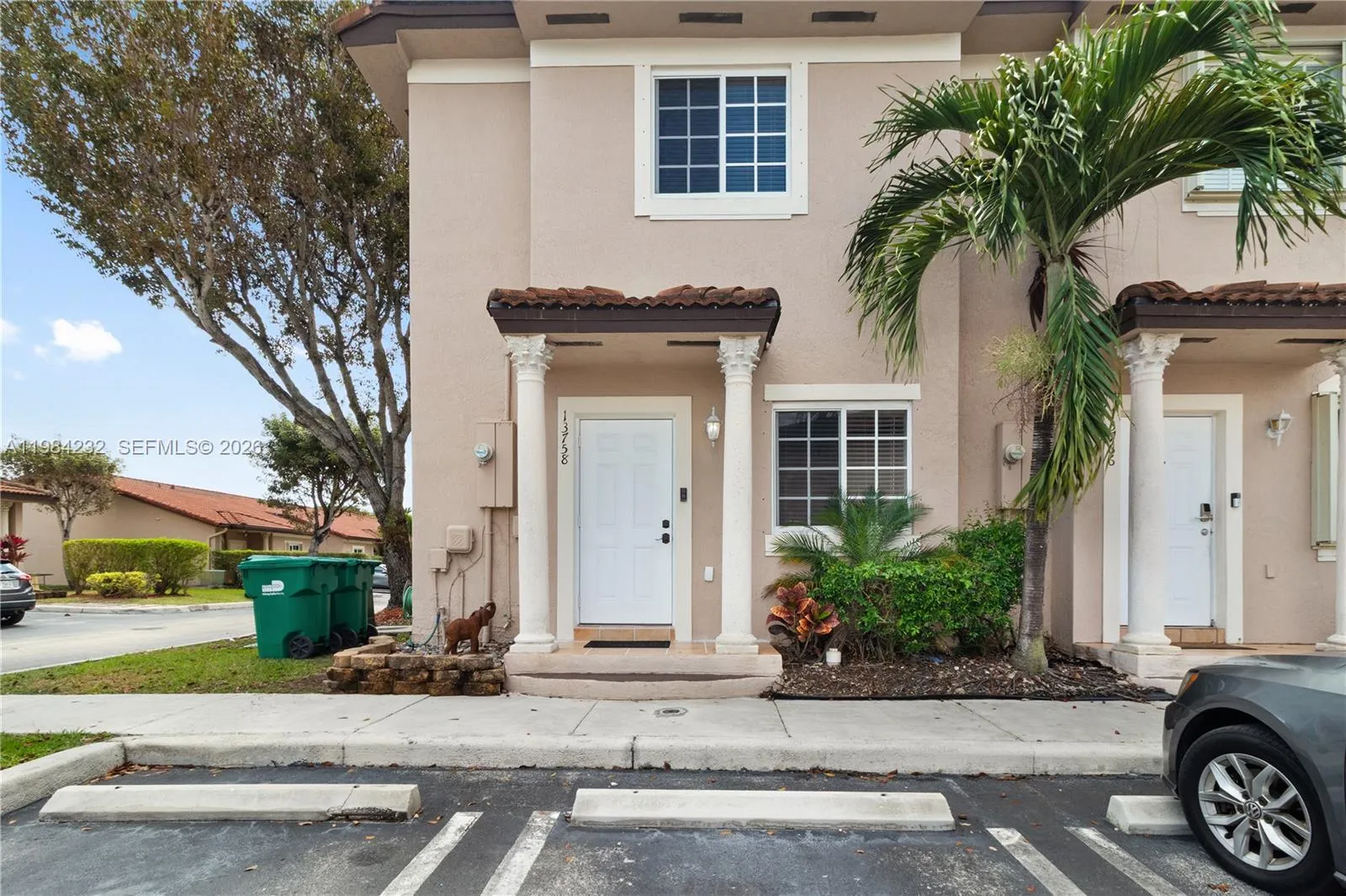 2 bedroom 2 bath for sale at 13758 SW 170th Ln, Miami FL 33177