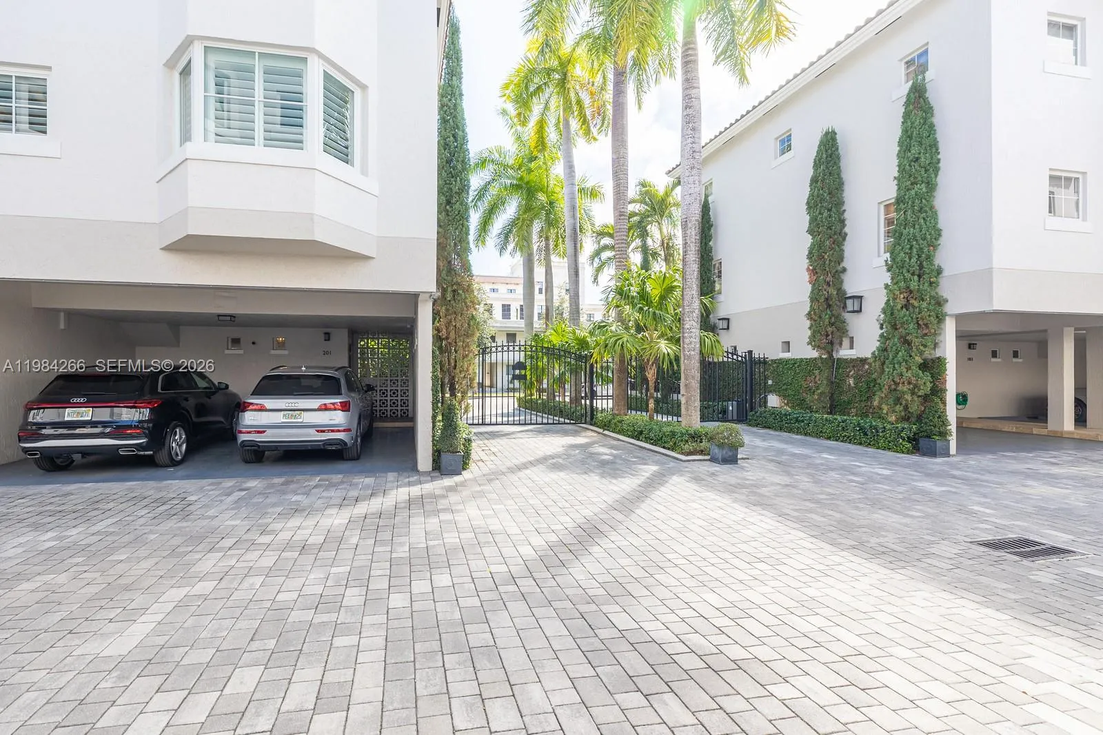 261 Navarre Ave # 1, Coral Gables FL 33134