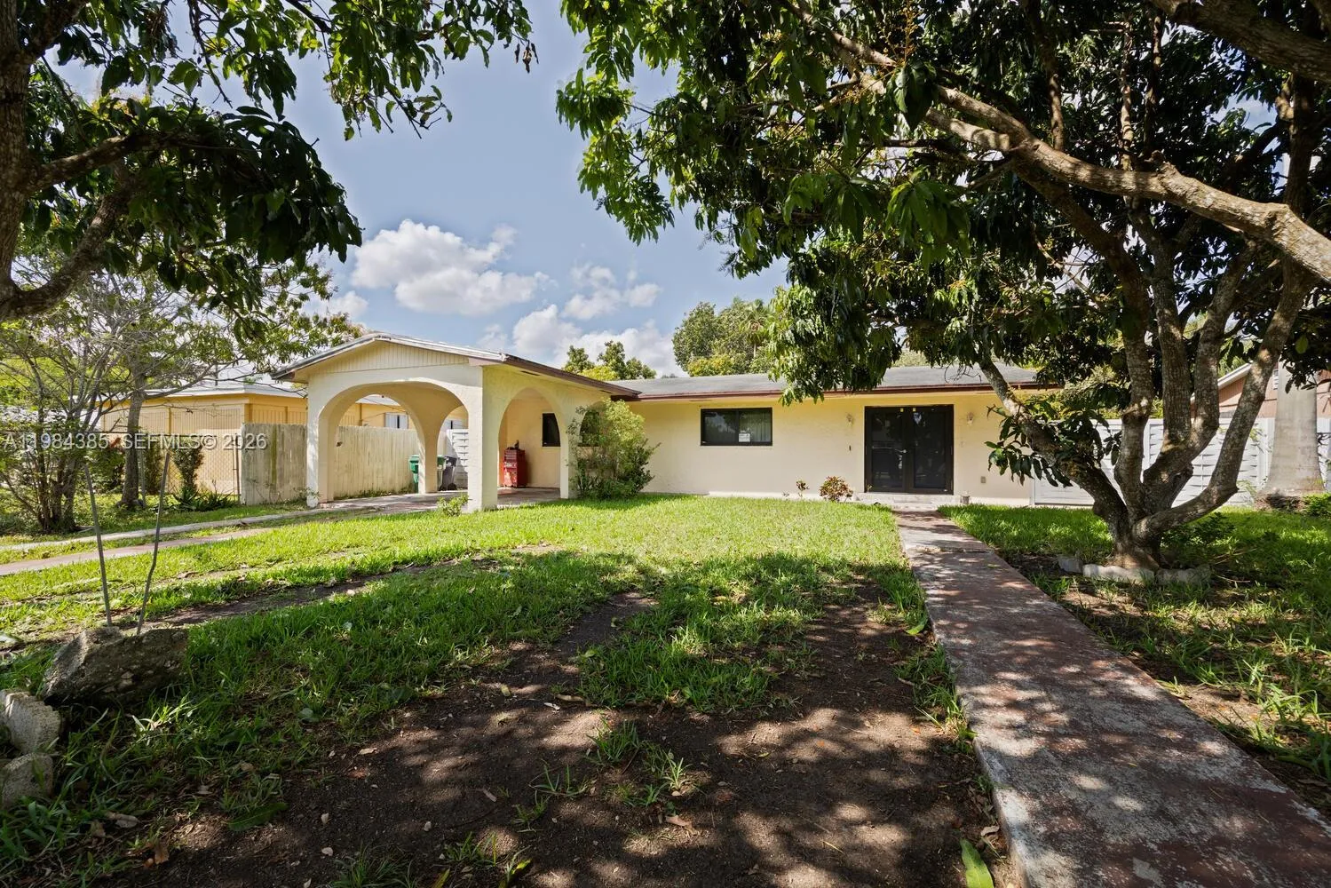 4 bedroom 2 bath for sale at 17371 SW 302nd St, Homestead FL 33030
