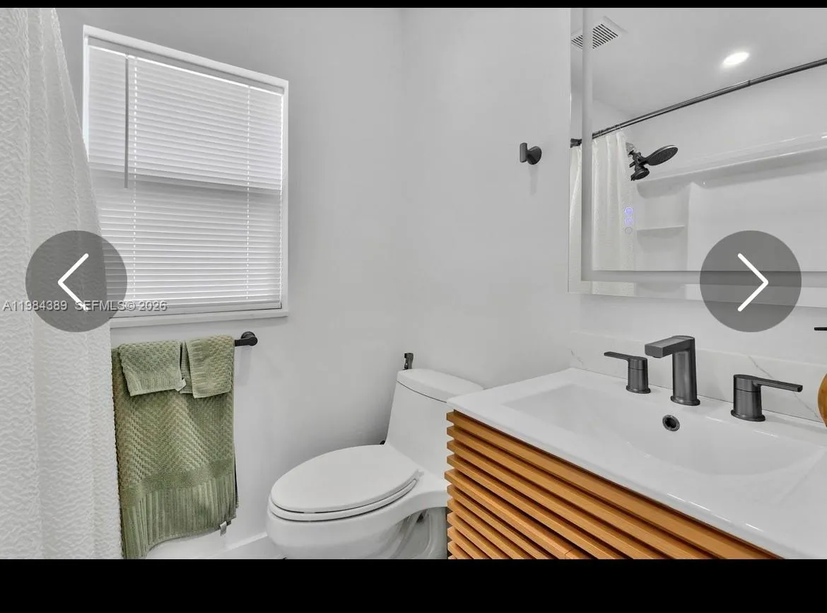 1838 Fillmore St # 3, Hollywood FL 33020