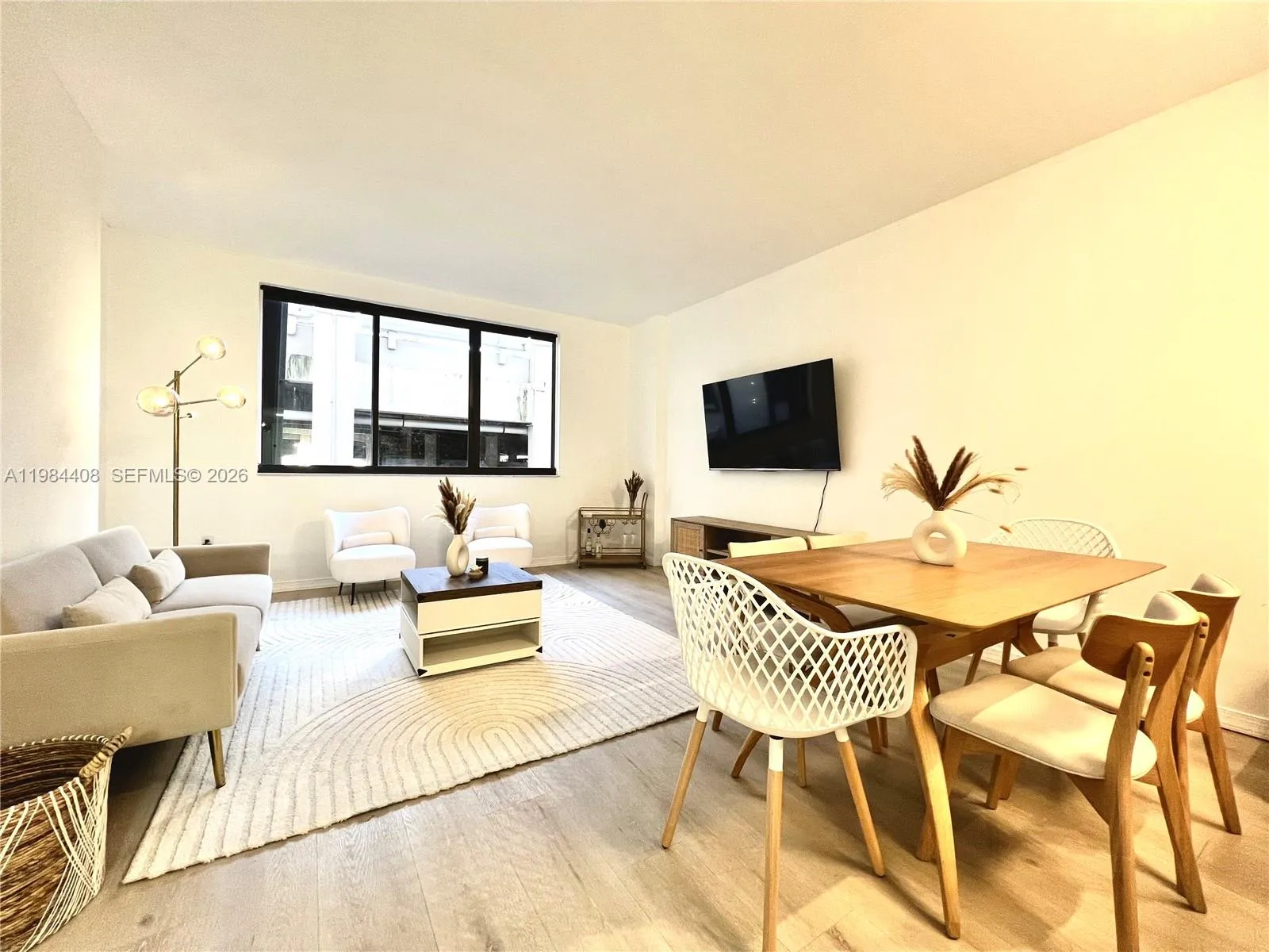 1 bedroom 1 bath for sale at 540 Brickell Key Dr # 202, Miami FL 33131