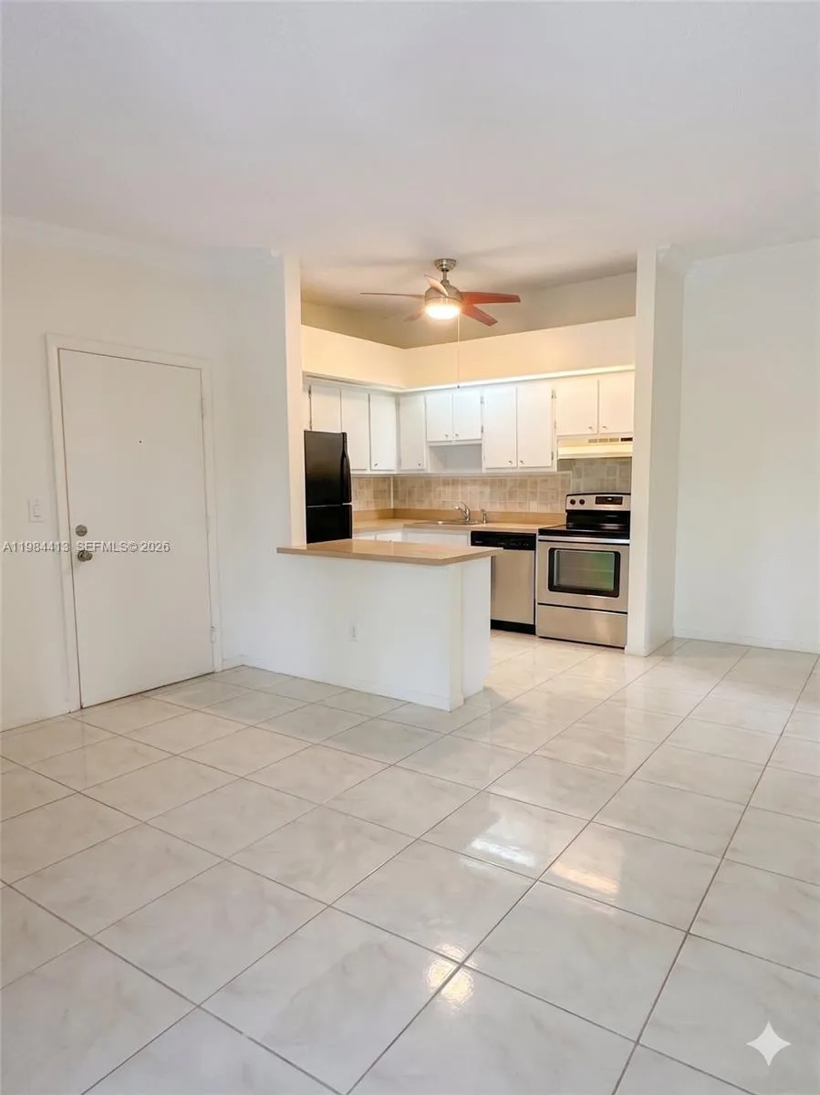 15500 Lakes Of Delray Blvd # 207, Delray Beach FL 33484
