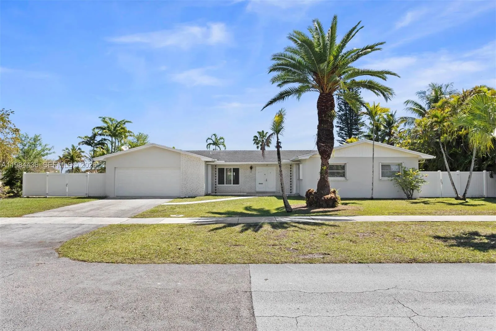 11807 SW 112th Ave, Miami FL 33176