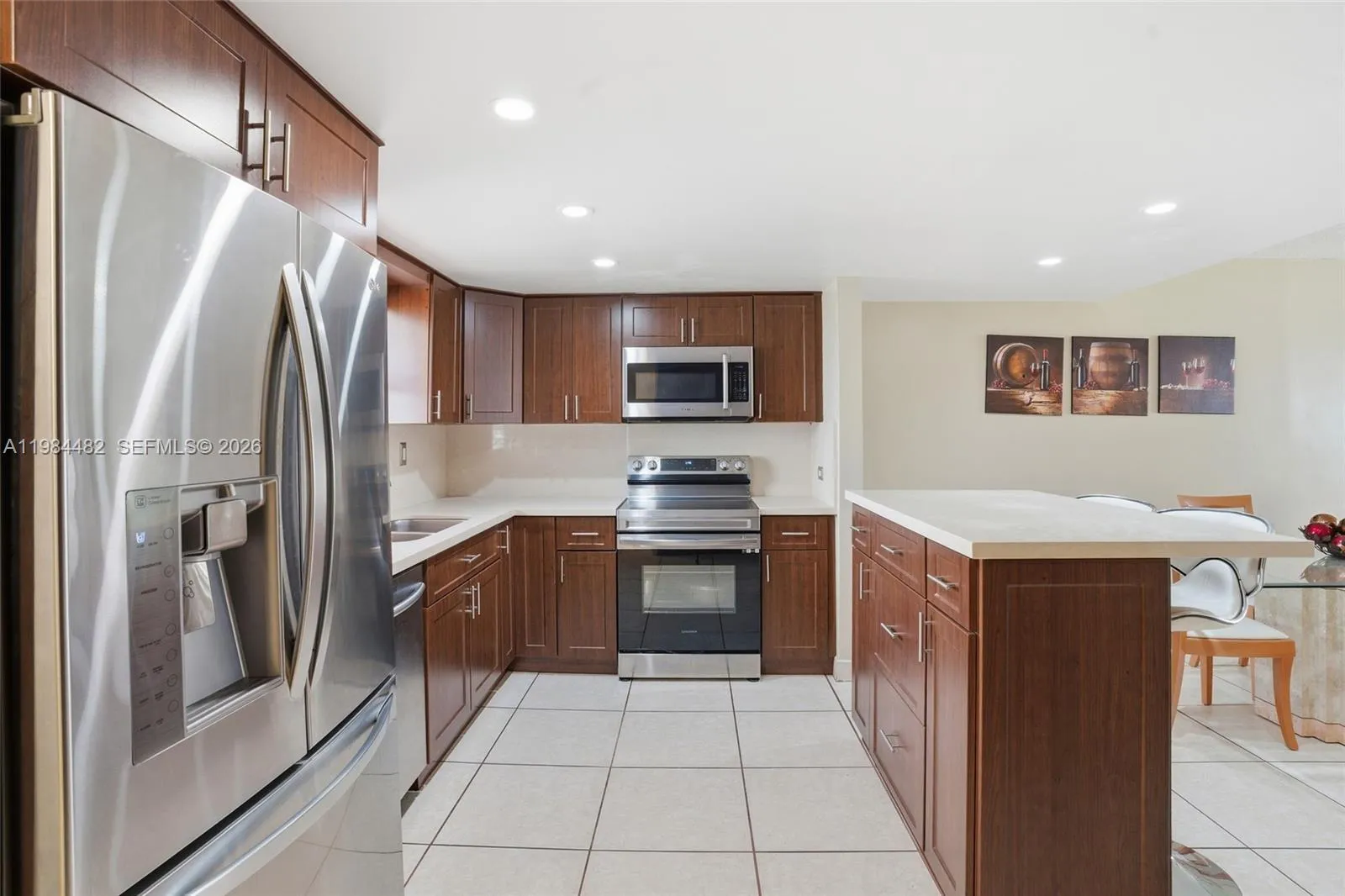 2 bedroom 2 bath for sale at 210 NW 87th Ave # L206, Miami FL 33172