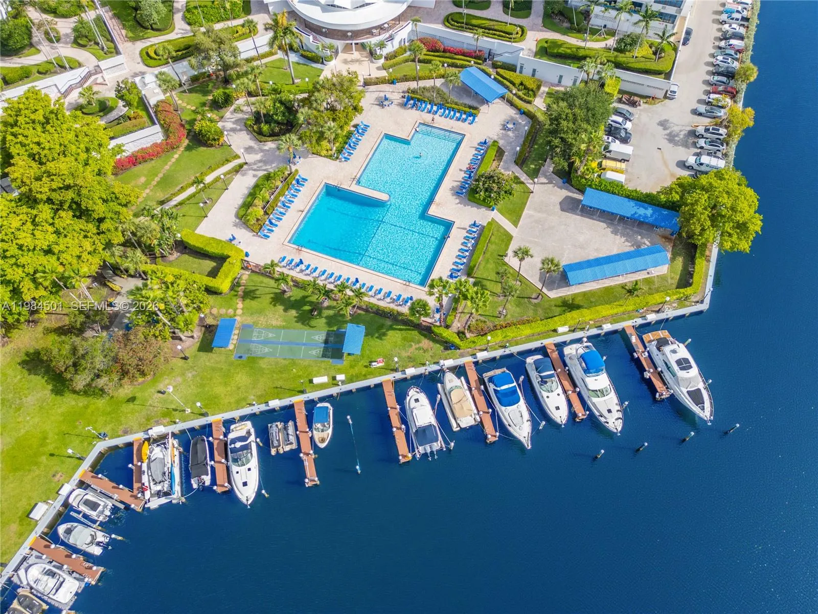 2500 Parkview Dr # 509, Hallandale Beach FL 33009