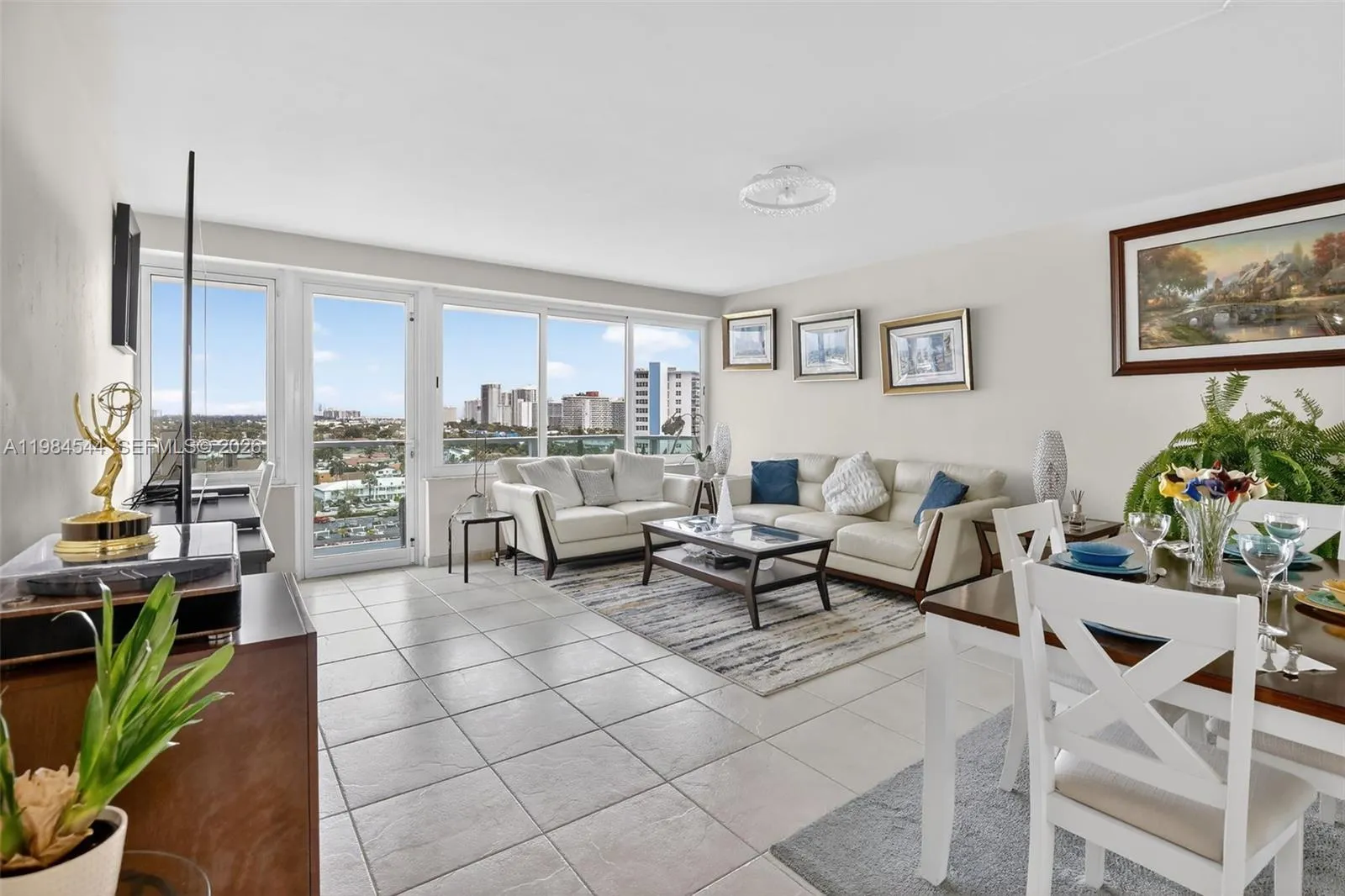 3233 NE 34th St # 1207, Fort Lauderdale FL 33308