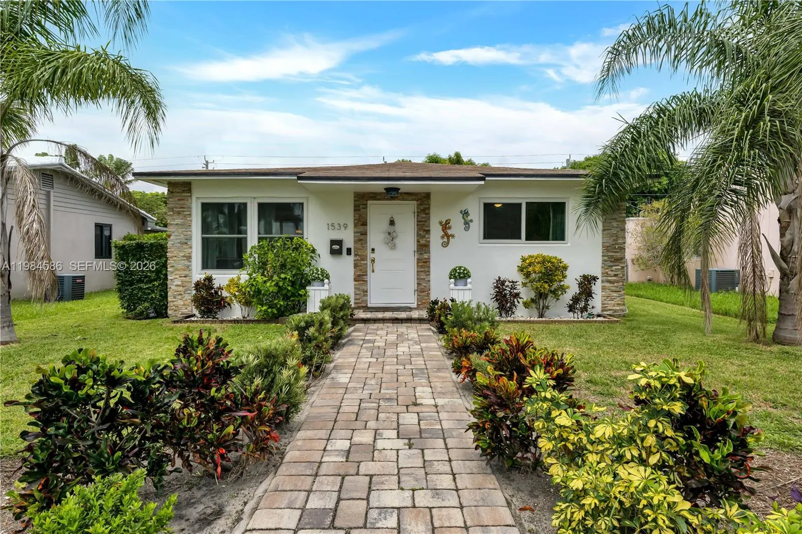 1539 Funston St, Hollywood FL 33020