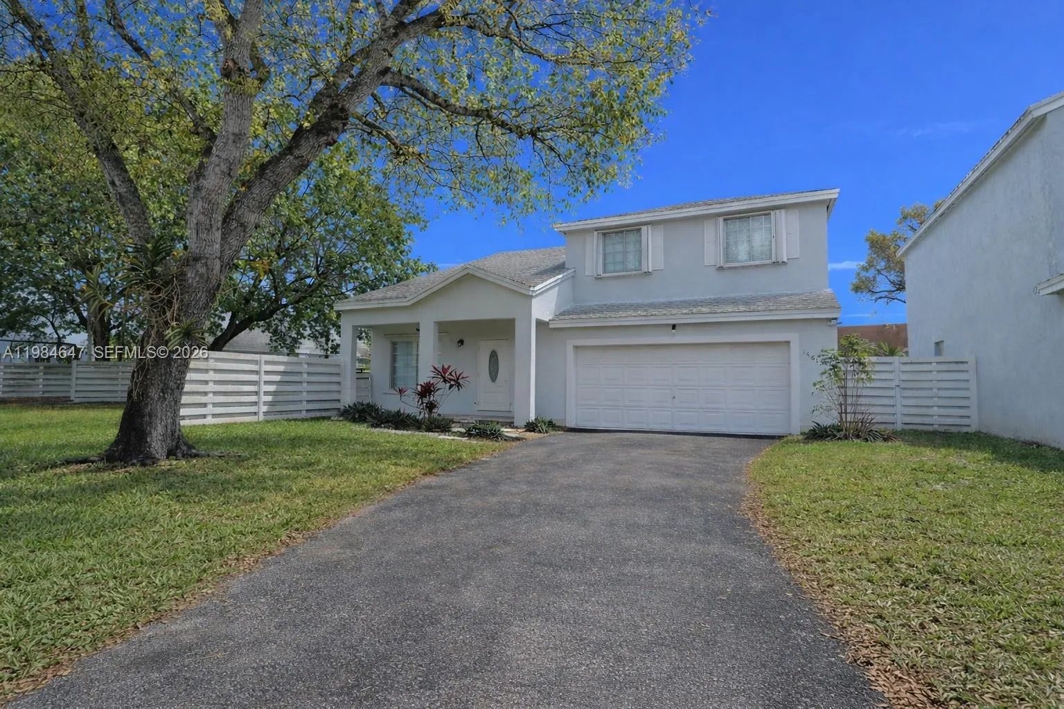 4 bedroom 2 bath for sale at 14615 SW 142nd Place Cir, Miami FL 33186