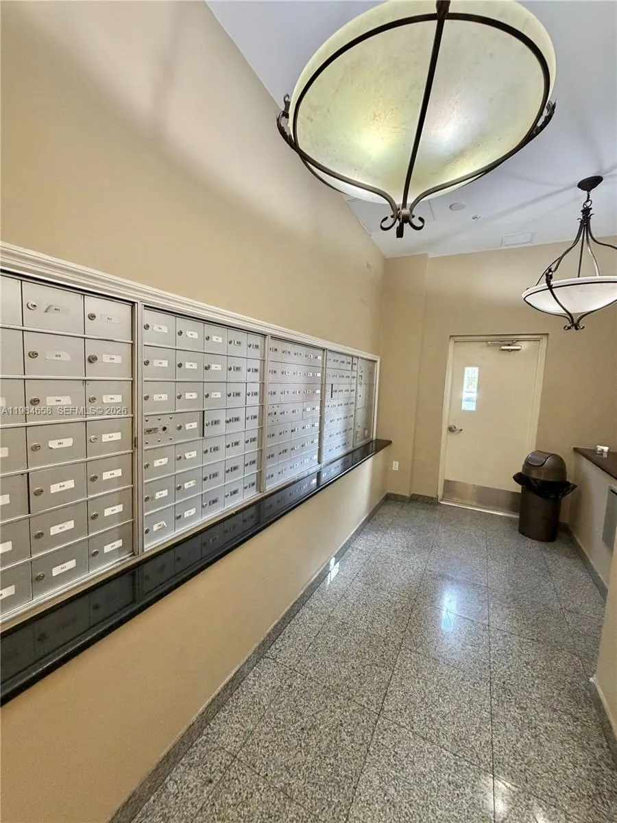 1805 Ponce De Leon blvd, Coral Gables FL 33134