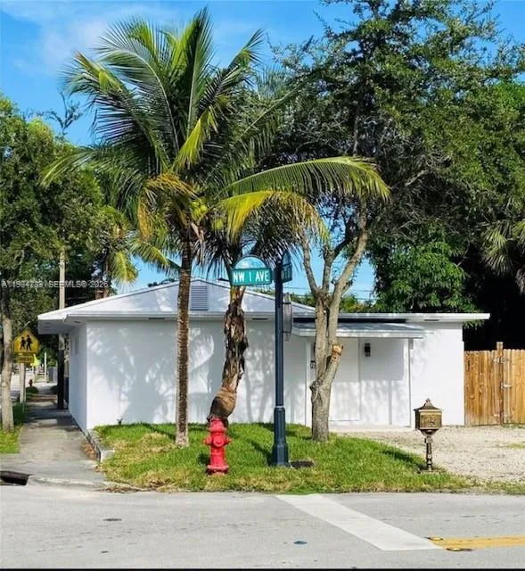 1244 NW 1st Ave # 0, Fort Lauderdale FL 33311