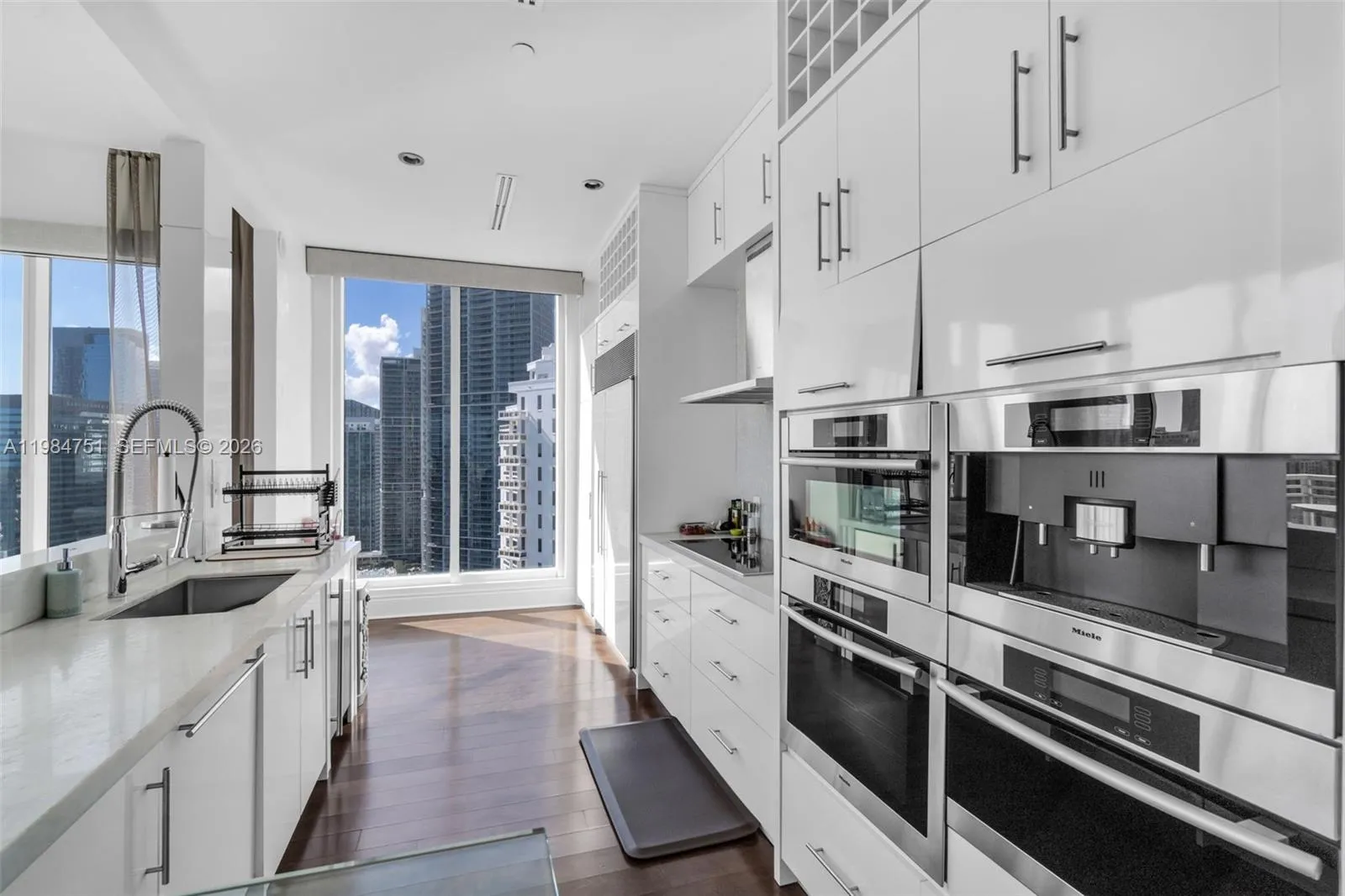 900 Brickell Key Blvd # 2904, Miami FL 33131