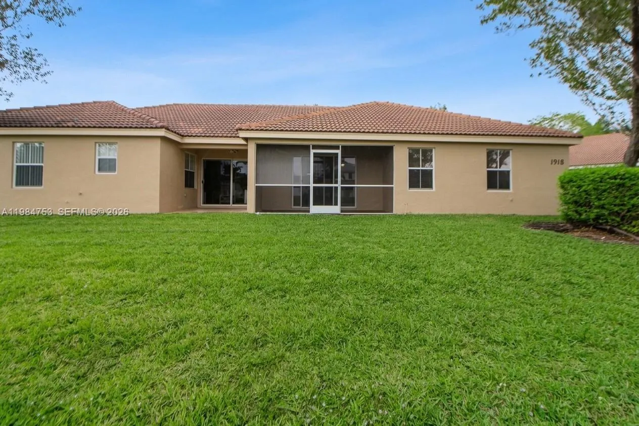 1918 Andromeda Ln # 1918, Weston FL 33327
