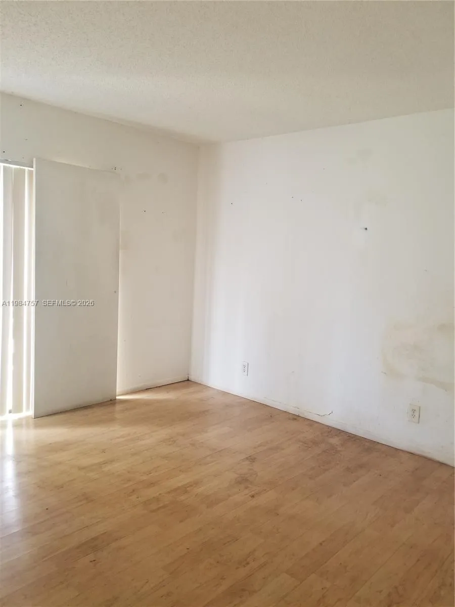 10886 Royal Palm Blvd # 10886, Coral Springs FL 33065