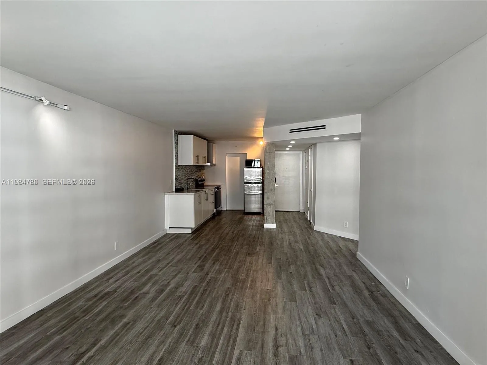 1825 S Ocean Dr # 305, Hallandale Beach FL 33009