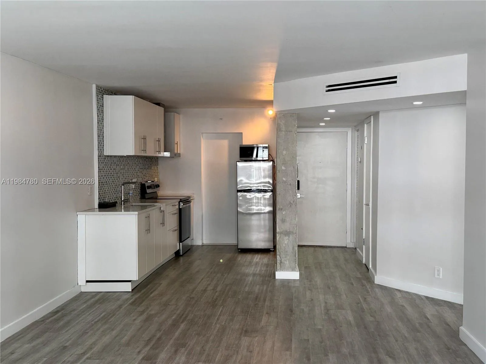 1825 S Ocean Dr # 305, Hallandale Beach FL 33009