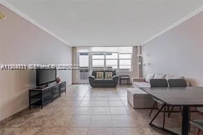 3725 S Ocean Dr # 811, Hollywood FL 33019