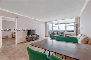 3725 S Ocean Dr # 811, Hollywood FL 33019