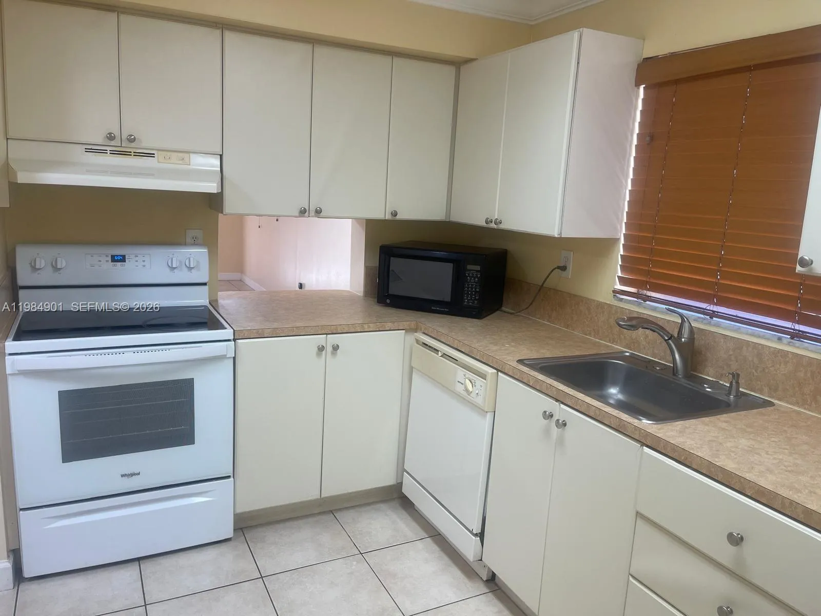 2 bedroom 2 bath for sale at 8600 SW 109th Ave # 220, Miami FL 33173
