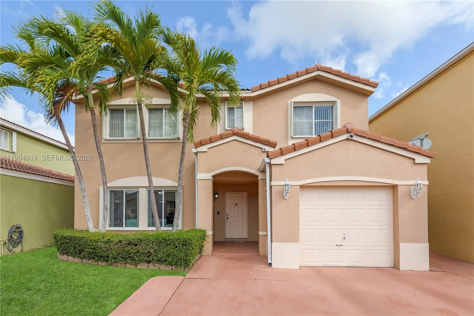 4 bedroom 2 bath for sale at 16323 SW 97th St, Miami FL 33196