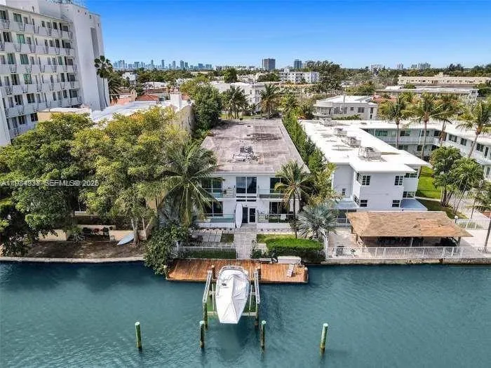7171 Bay Dr # 5, Miami Beach FL 33141