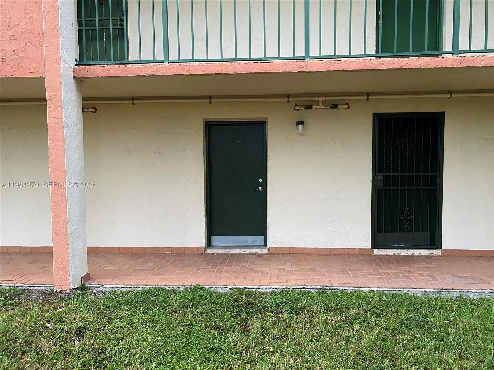 1 bedroom 1 bath for sale at 9405 W Flagler St # D105, Miami FL 33174