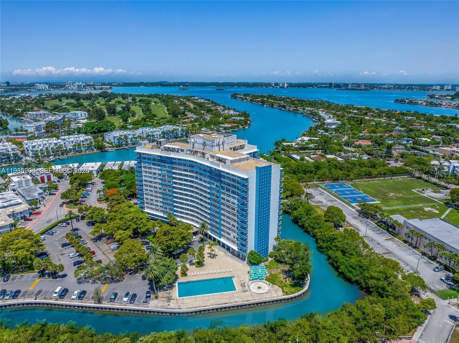 2 bedroom 2 bath for sale at 7441 Wayne Ave # 1A, Miami Beach FL 33141