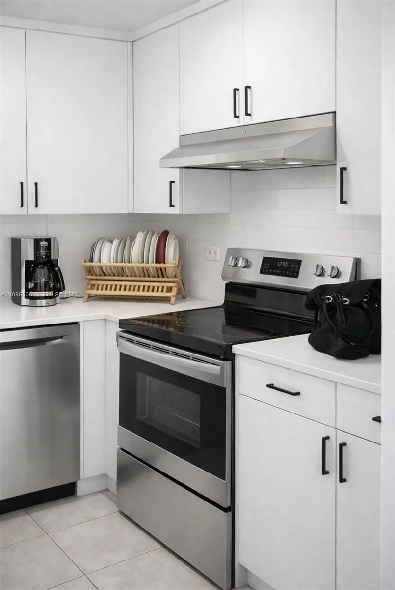 7441 Wayne Ave # 1A, Miami Beach FL 33141