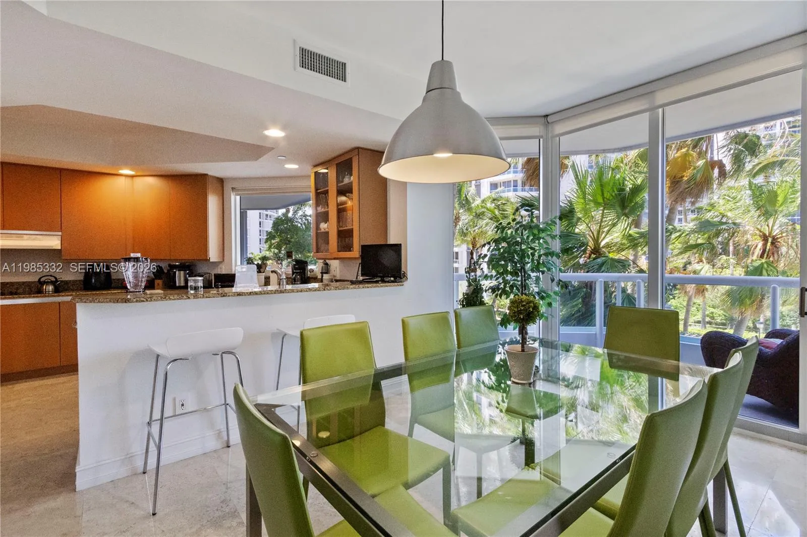 21050 Point Pl # 604, Aventura FL 33180